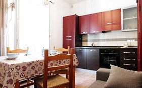 A casa di Lorena (011017-LT-0661)